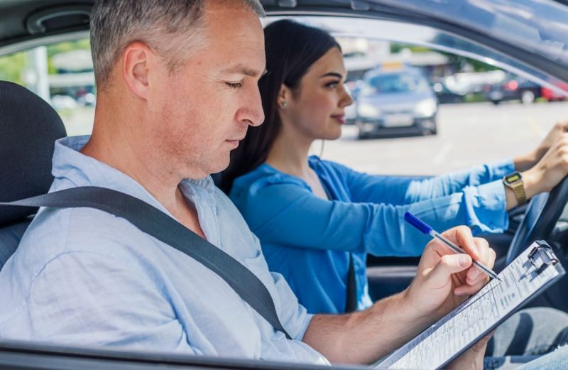 ¿Qué pasa si suspendes el examen del carnet de conducir?